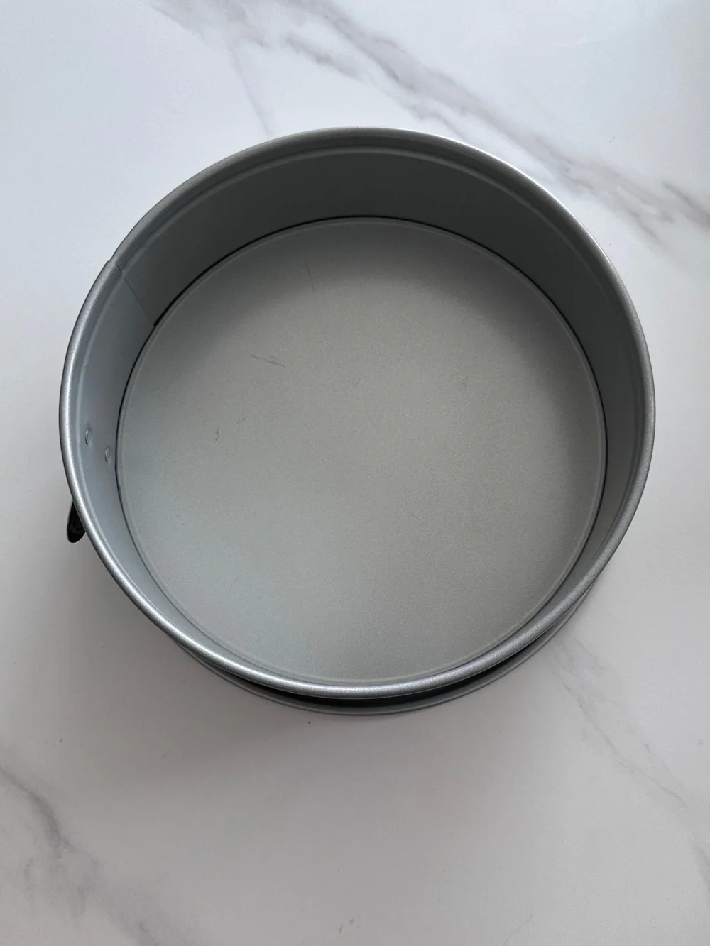 Large Bakeware Bundle - Muffin Pan, Loaf Pan, Spring Form Pan, Pie Plate